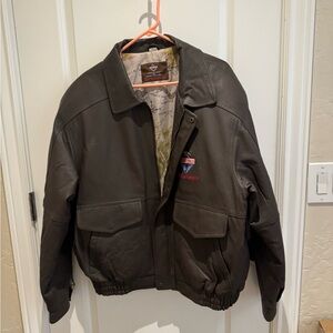 Vintage leather jacket 🔨🇺🇸